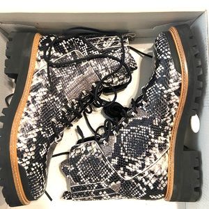 Marc Fisher Izzie boot